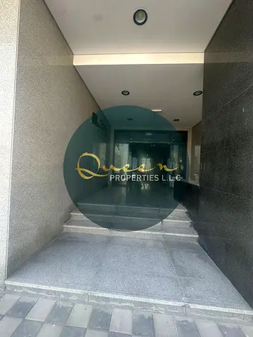 فرصة استثمارية ممتازة لانشاء شقق فندقية بناية كاملة جديدة اول ساكن مكون من ارضي + 4 طوابق وشهرين مجانا وتشطيبات حديثة