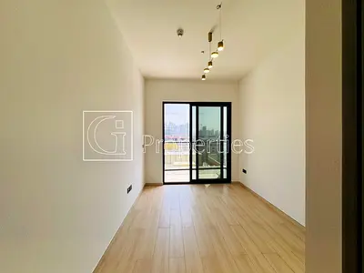 Spacious 1BR | Beautiful View | Great Price