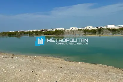 Single Row | Waterfront | Build Your Own Villa