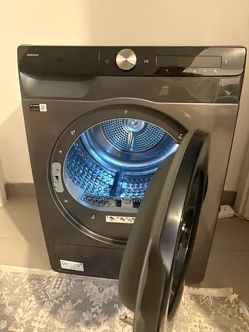Heat pump dryer