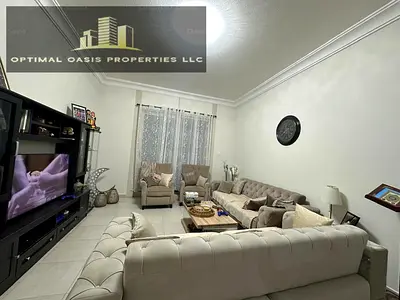 2BR Plus Maidroom | Unfurnished | Lake Shore Towe | Emirates Hills View