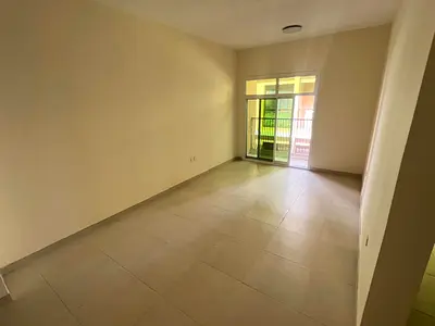 شقة للايجار السنوي في عجمان غرفة وصالة 2حمام وبلكون منطقة المويهات3