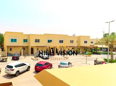 Spacious 2BR | Single Row | Top Location