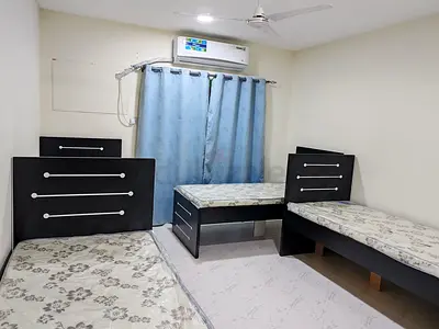 EXECUTIVE INDIAN MALE BEDSPACE AVAILABLE - KARAMA CENTER