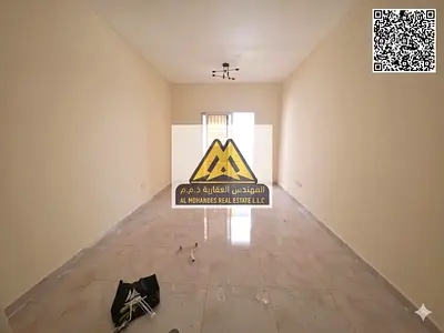 بلكونة باطلالة مفتوحة علي شارع الجامعة | غرفة ماستر | الشقة بها 2 حمام | سهل المخرج لدبي