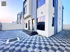 Located directly behind services and close to the main road, a villa at a very special price, freeho