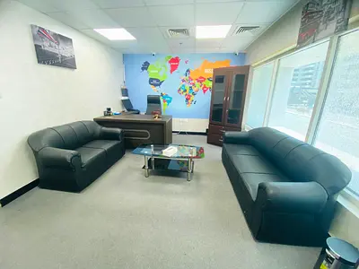 Modern Office | Bank Account Assistance | Free Amenities |