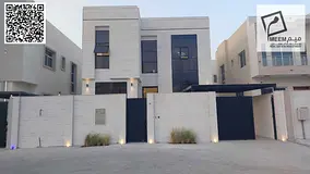 For sale, a villa with personal finishing, first inhabitant, paved street, excellent location, and e