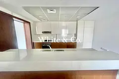 Unfurnished | Park Views | Closed Kitchen — 2