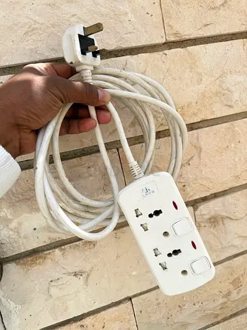 Used 3-socket Power Strip with 5miter Cable and Switches