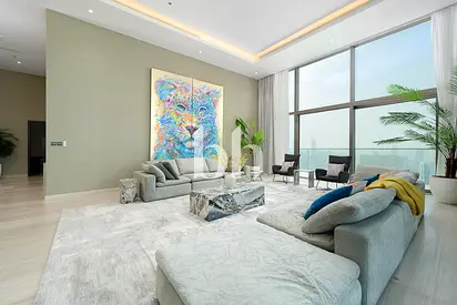 Luxury | Penthouse | Vacant Now