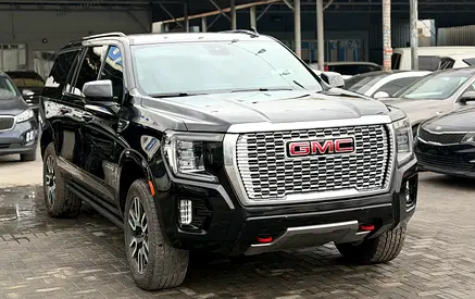 2023 GMC Yukon AT4 - American Specs - GCC Ready!