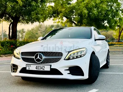 1st Owner 2019 Mercedes C200 AMG | GCC | Full Gargash | Warranty | 88000 km