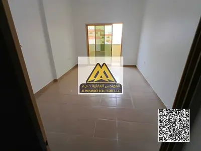 فرصة مميزة للسكن في موقع راقٍ قريب من جميع الخدمات والطرق الرئيسية، مع سعر مناسب ومساحة مريحة.