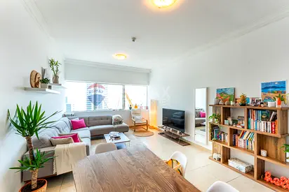 Vacant | High Floor | Huge Layout | Hot Deal