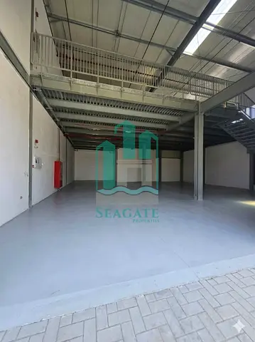 Brand New Warehouse for Rent | 4499.34 Sq.Ft | 95.45 kW Power | Al Quoz Industrial Area 4