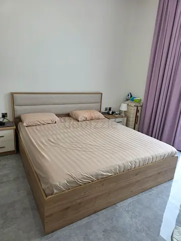 King wooden bed frame without mattress and with headboard - good condition