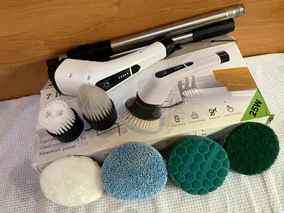 Handheld Electric Scrubbing Brush with Multiple Brush Heads