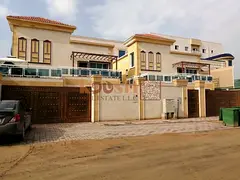 Spacious home with modern design prime location