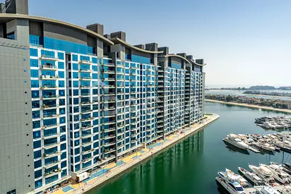 Luxury Upgraded | High Floor | Vacant on Transfer