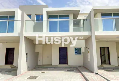 Well Maintained | Single Row | Near Pool