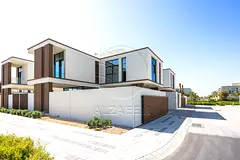 √ Single Row | Prime Location Next to the Garden √