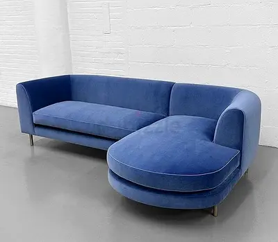 Blue Velvet Right-Arm Chaise Sofa - Modern Curved Design