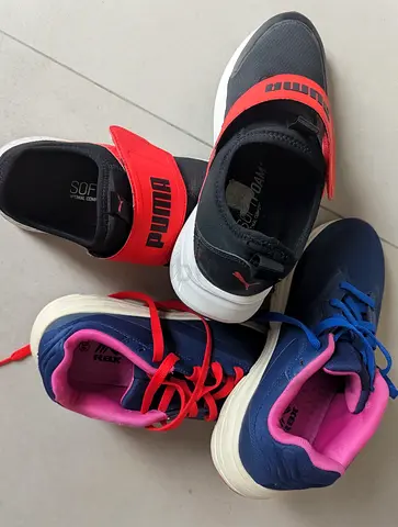 Sports shoes young unisex.