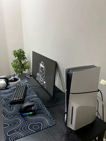 PS5 Slim Disc Edition - Like New - Al Ain
