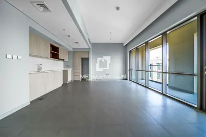 Ready to Move| Bright and Spacious| Community View