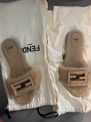 Fendi Shearling Slide Sandals - Beige, Pre-owned