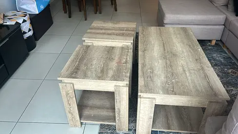 Coffee Table with 2 side table