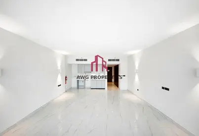 Spacious Apartment|Near to Metro | Family Building