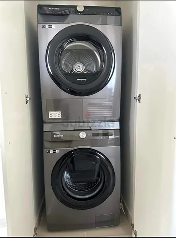 Samsung brand 9kg washer machine 9kg  dryer latest model like new condition