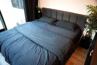 +++ Luxury King Size Bed (180x200) Ultra-Premium Mattress – LIKE NEW +++