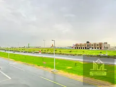Take brand new with balcony open Veiw