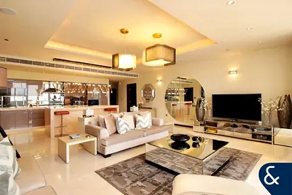 Upgraded | Double Garage | Atlantis Views