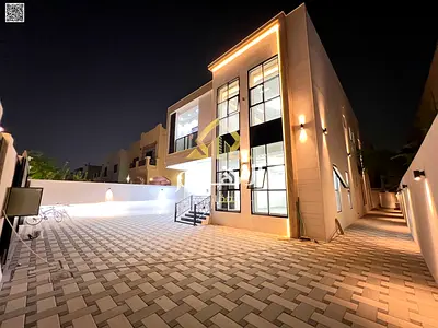 Villa for sale, electricity and water included, negotiable, freehold ownership for all nationalities, very high-end finishing.