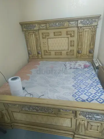 King size bed and cot