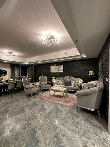 🏡 شقة فاخرة للبيع | إطلالة بحرية مباشرة | برج الدانة – المجاز 3 – الشارقة