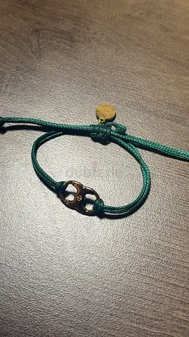 Authentic Tory Burch Embrace Ambition Bracelet - Green  Tory Gold