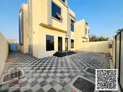 A modern villa close to all services, offered at a special price including registration fees.