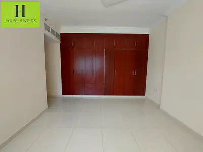 Spacious 1Bhk With Balcony Parking Free Wardrobes With Master Bedroom