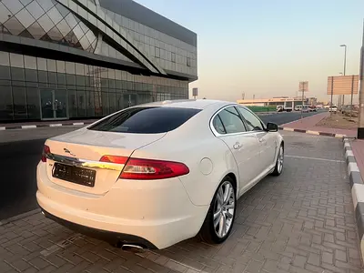 صورة 16 لـ 2010 Jaguar XF