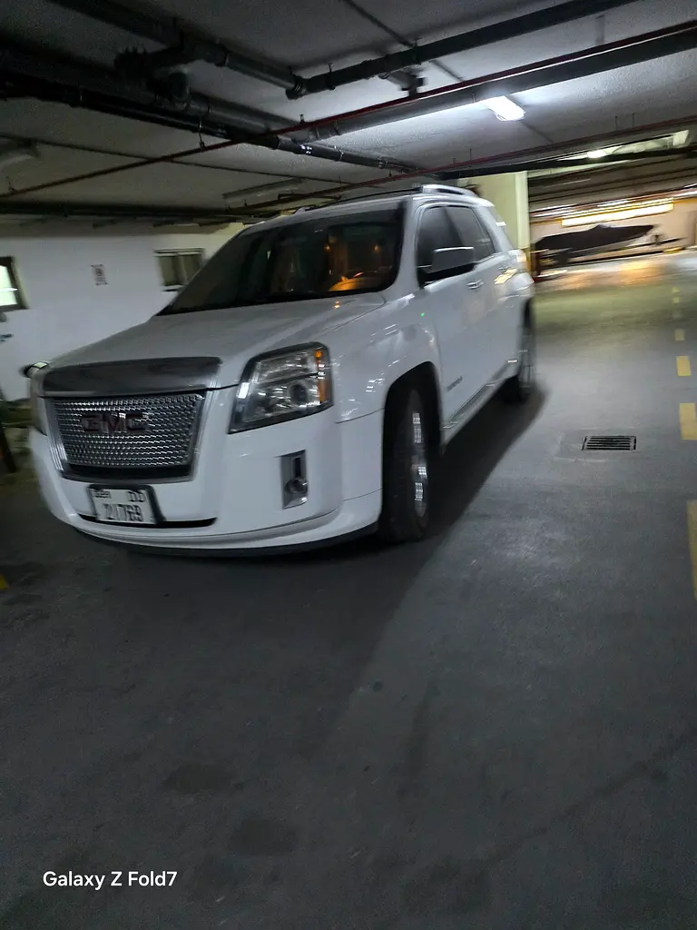 GMC Terrain 2013 — photo 1 of 7