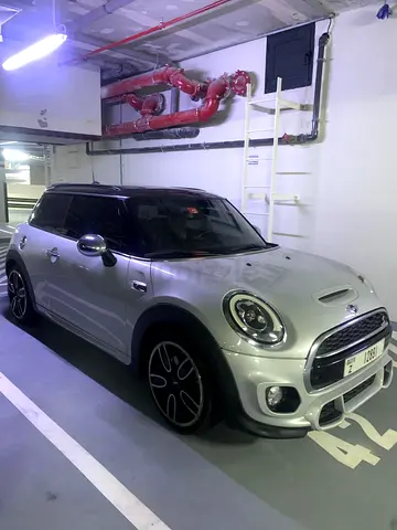 Mini Cooper S JCW 2016 - GCC Specs - Accident Free - Excellent Condition
