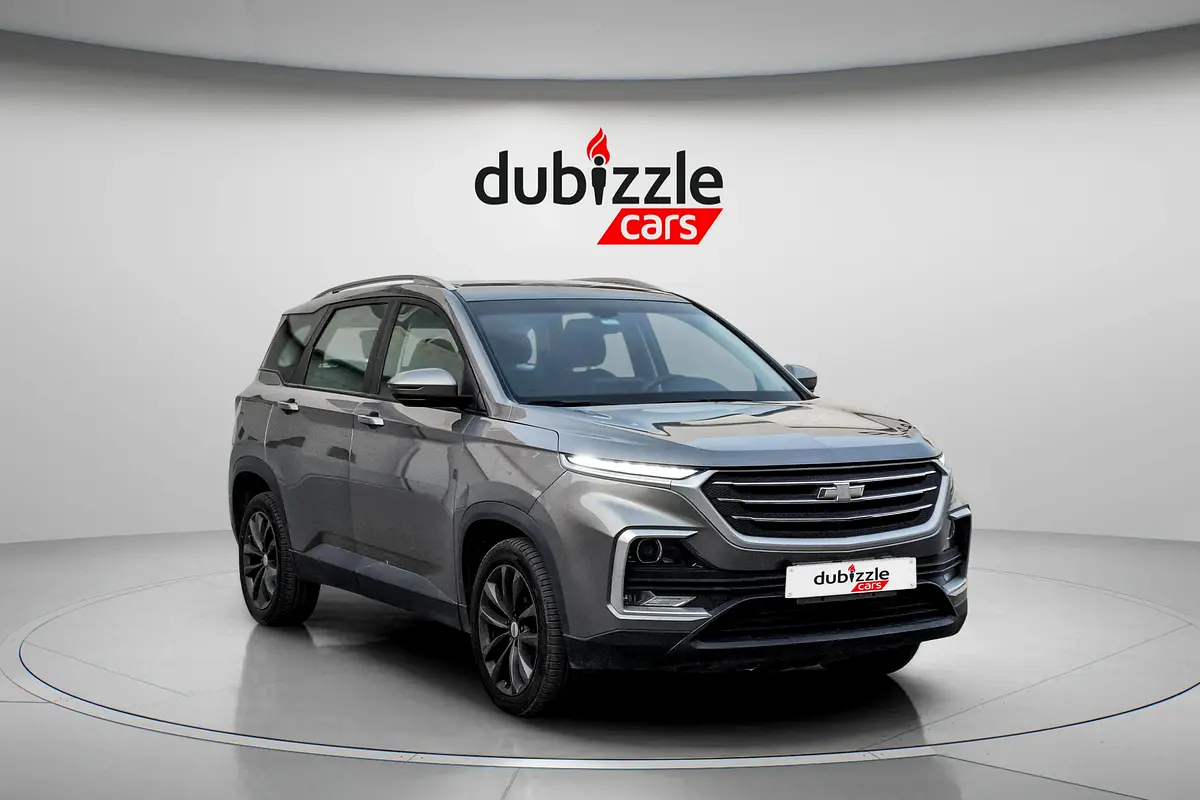 Chevrolet Captiva 2023 — photo 1 of 14