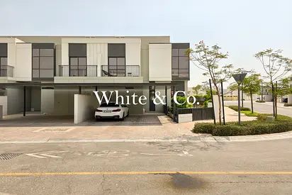 Next to Park | Vacant On Transfer | 4 Bed