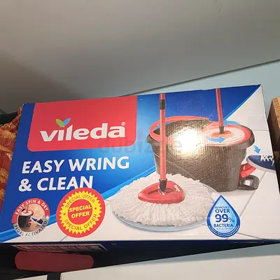 Vileda Easy Wring  Clean Spin Mop - Brand New Boxed