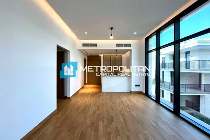 1BR w/ Balcony | Unique | Corner Unit | Pool View